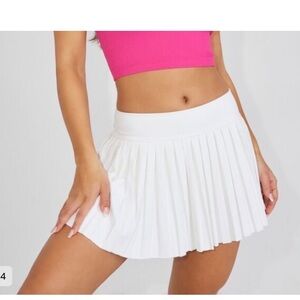 Garage • White Pleated Women's Skirt NWT